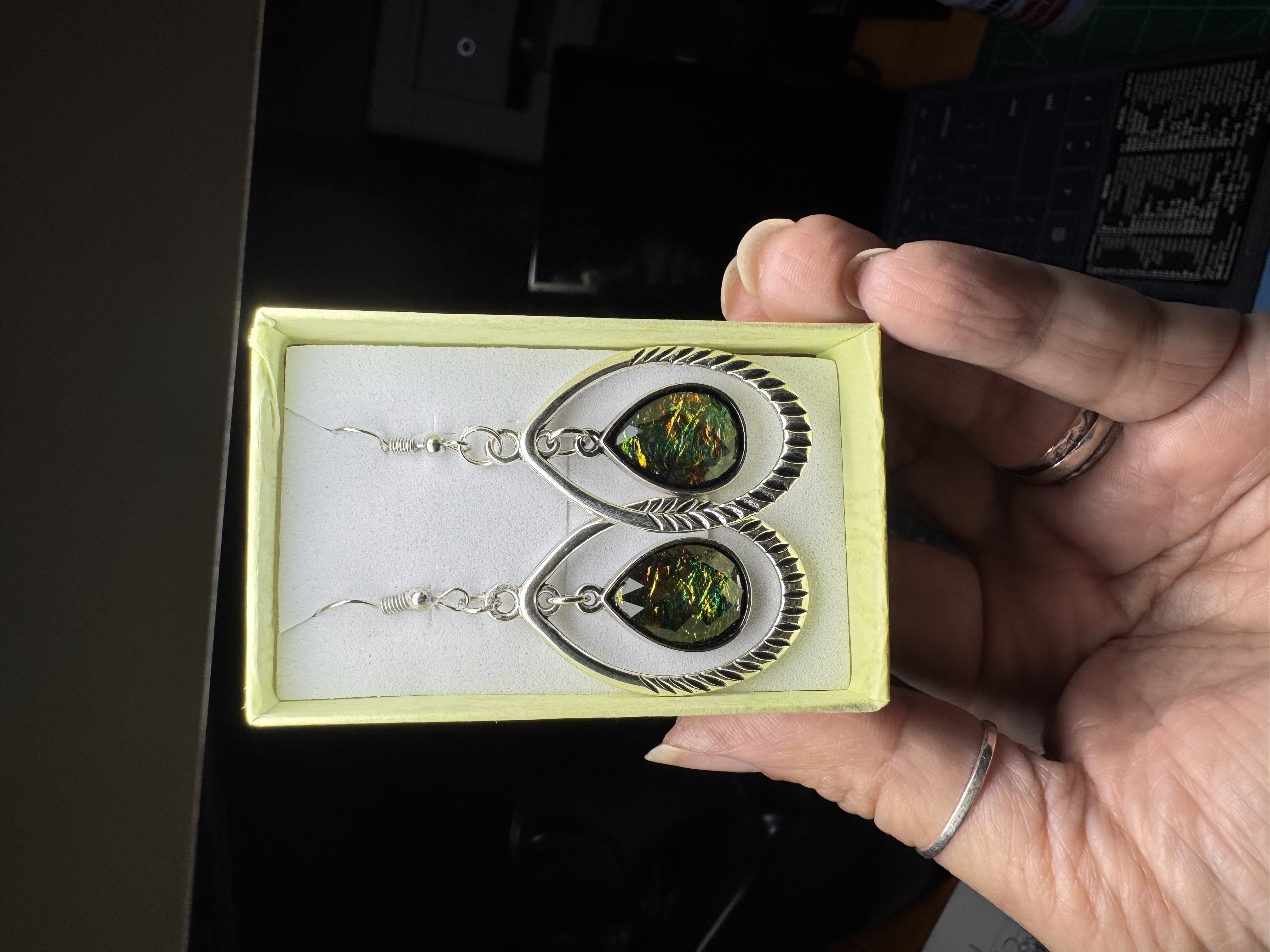 Earringsetmetal.jpg